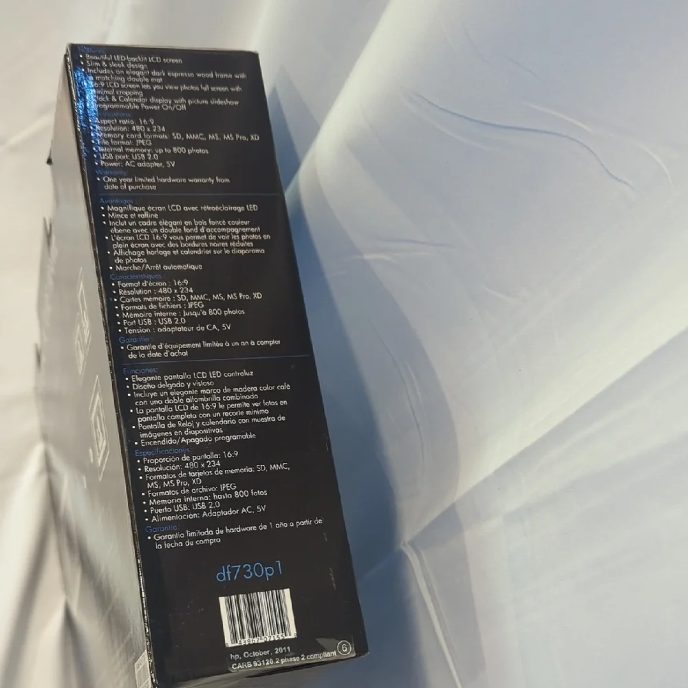 HP Digital Frame with Black Border New In Unopened Box